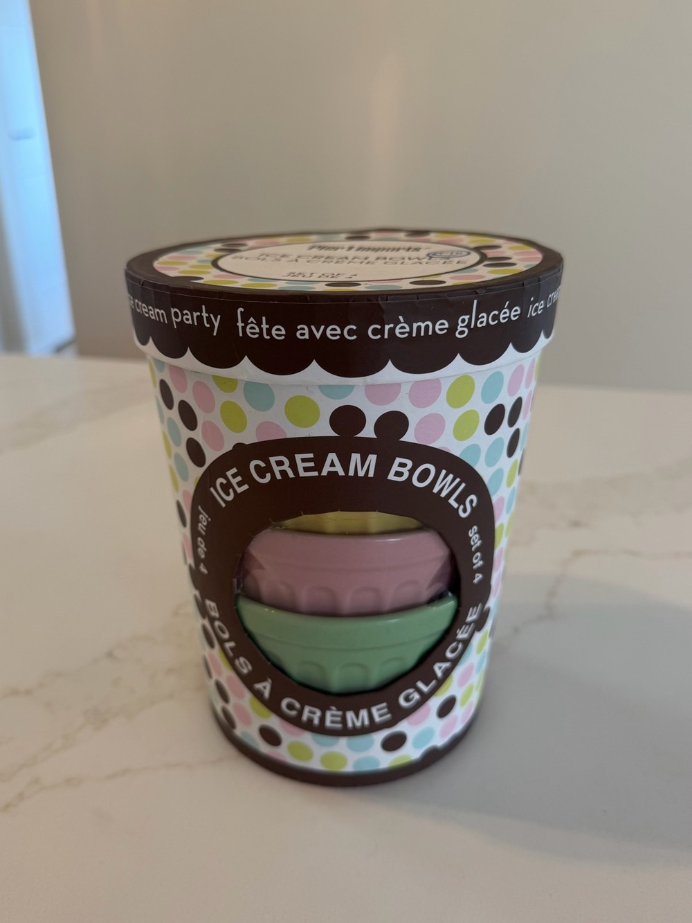 Pier One Ceramic Ice Cream Bowls, Set of 4, New In box, Multicolor, Collectible